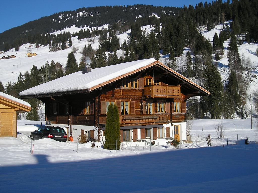 Апартаменты Casa Antica Гштад Экстерьер фото