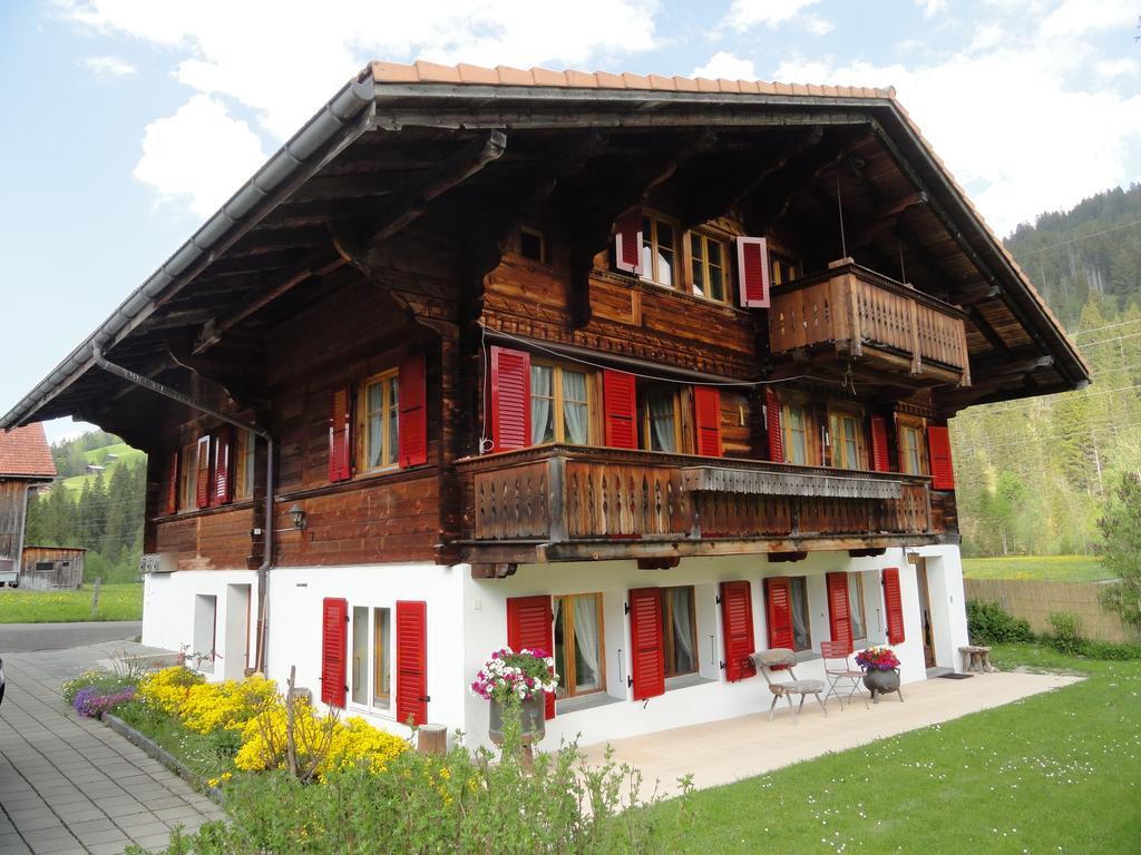 Апартаменты Casa Antica Гштад Экстерьер фото